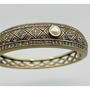 HEIDI DAUS Hinged Stackable Tapered Bracelet w Rhinestones Crystals & faux pearl